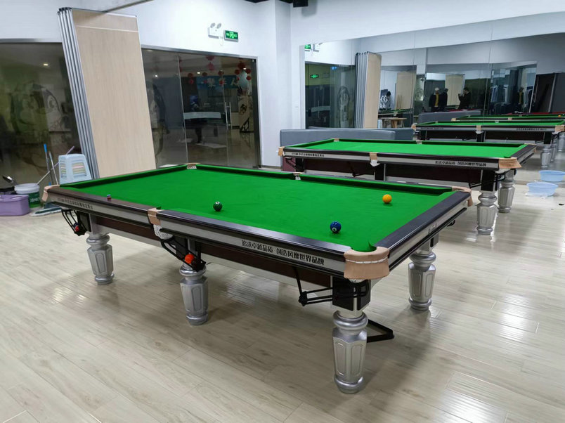 浦东世纪大道商场二楼跳舞工作室改造台球室