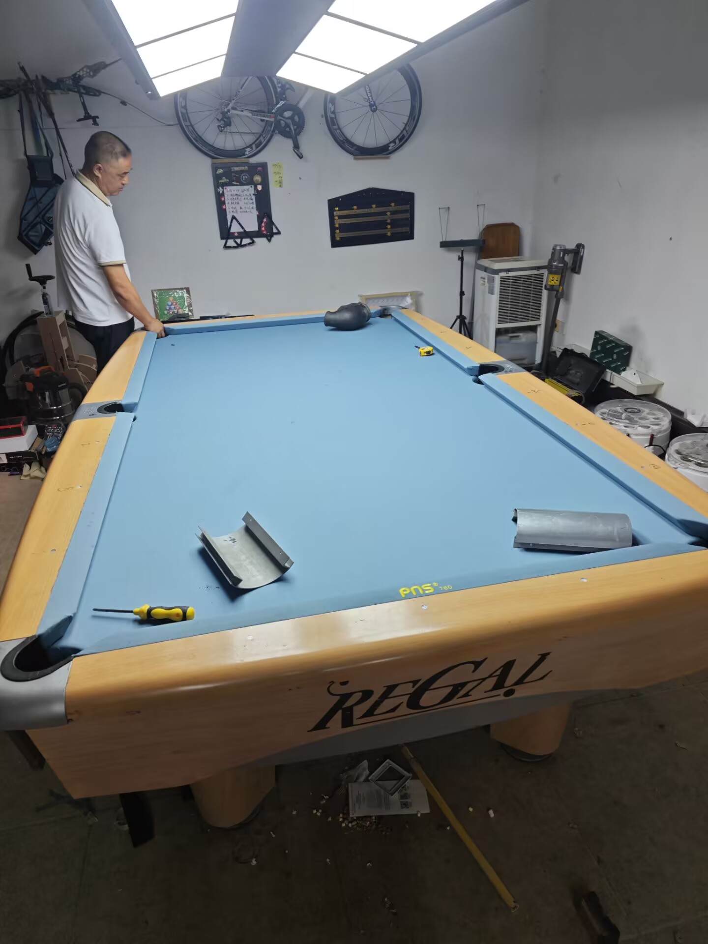 二手台湾尊爵T88米黄色台球桌